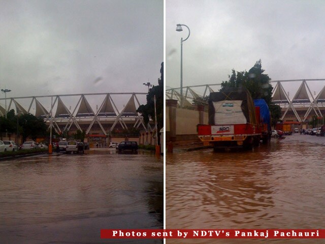 Outside the Commonwealth Games site, Jawaharlal Nehru stadium. <br><br><b>Be an I-Witness</b><br><br>You too can share your story through photos and videos. Just upload them here and we'll feature the best entries on Ndtv.com.<br><br><iframe  src="http://www.ndtv.com/convergence/ndtv/new/iframe_NDTVShowUpload.aspx?Template=iwitness&ReqEmail=1&ShowCity=1&ReqCity=1&type=a&ShowDisclaimer=0"  width="400" height="200"  scrolling="no" frameborder="0"> </iframe>