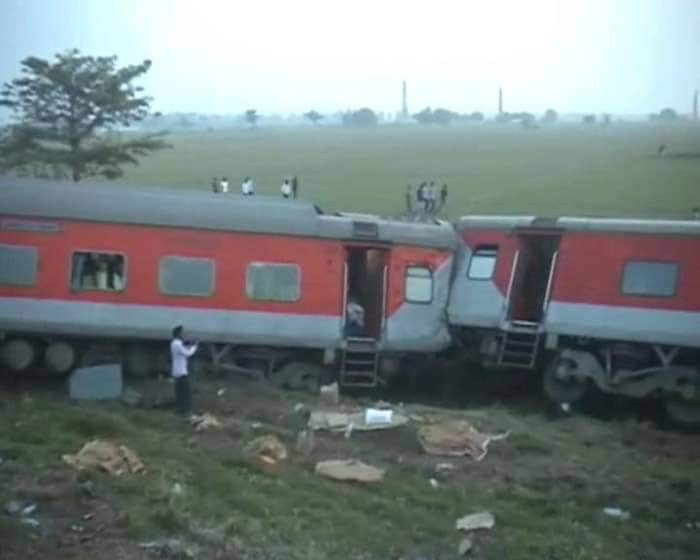 Delhi-Dibrugarh Rajdhani Express Derails in Bihar, Four Killed