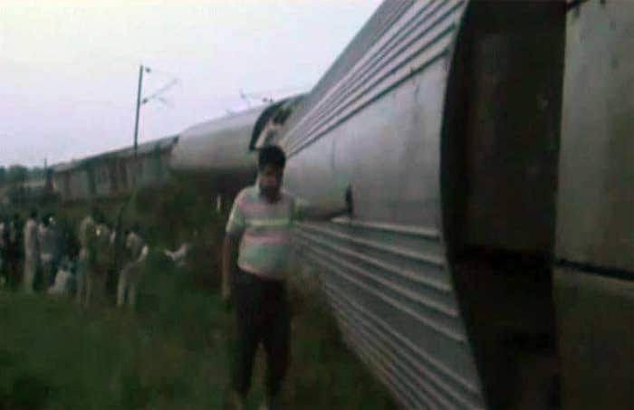 Delhi-Dibrugarh Rajdhani Express Derails in Bihar, Four Killed