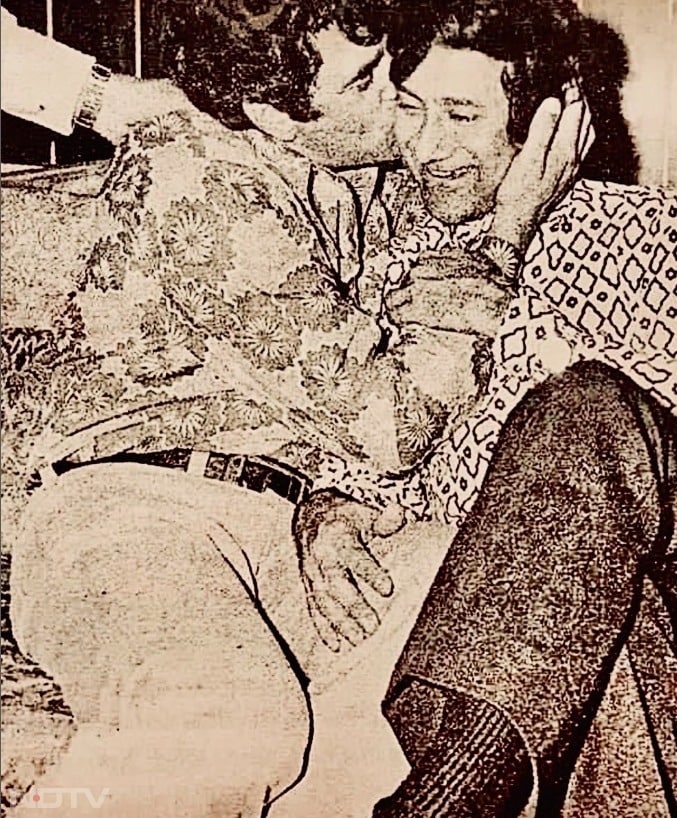 अपनी पत्नी के हिन्दी प्रेमी जीजा को उन्हीं की जबां में सबक सिखाने के लिये...