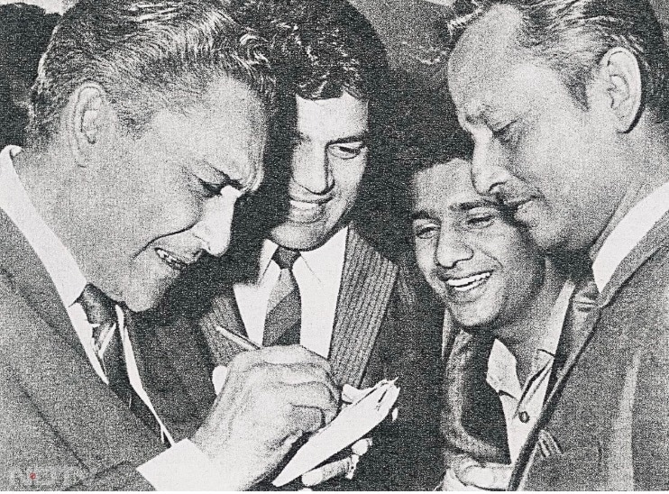 फिल्मों के साथ-साथ वो परिवार से भी काफी जुड़े रहे.