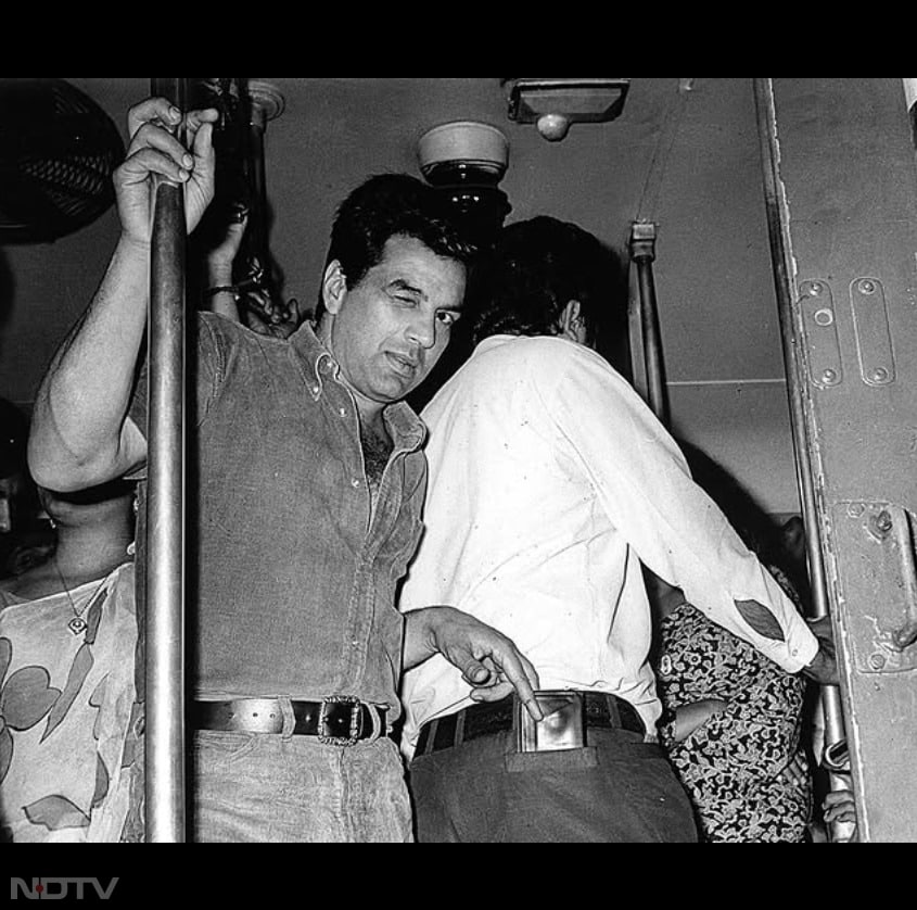 ये किस्सा खुद धर्मेंद्र ने अपने इंस्टाग्राम हैंडल पर शेयर किया था.