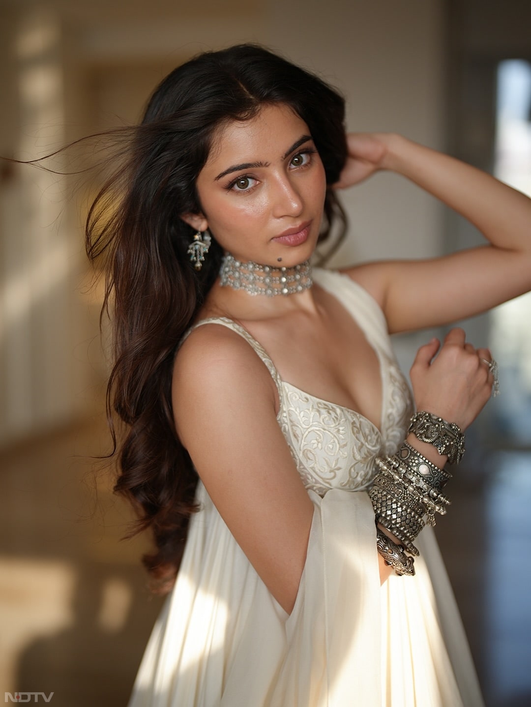 2005 में जन्मी सारा अर्जुन एक्टर राज अर्जुन की बेटी हैं और चाइल्ड आर्टिस्ट के तौर पर काम की शुरुआत की थी. saraarjunn/Instagram