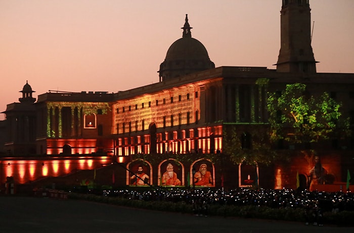 Drones, Lasers And Uniforms: The Best Shots Of Beating Retreat Ceremony