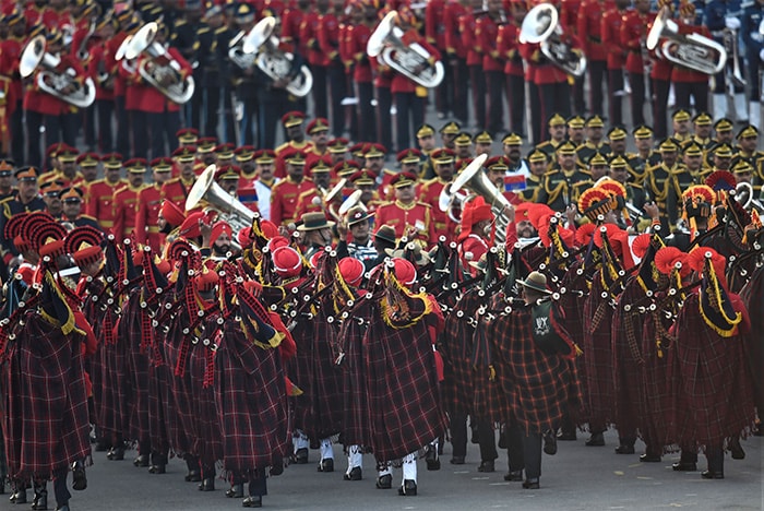 Drones, Lasers And Uniforms: The Best Shots Of Beating Retreat Ceremony