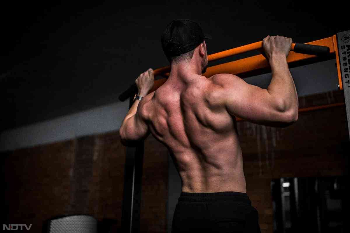 इसमें मौजूद कैल्शियम हड्डियों को मजबूत बनाता है.