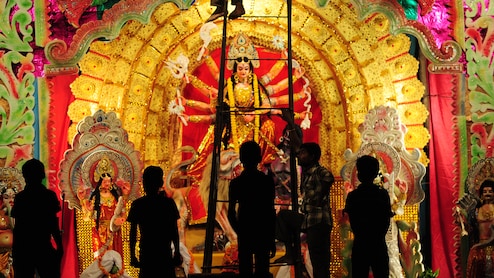 Women Empowerment, Armed Forces Among Many Themes Of Kolkata Durga Puja Pandals