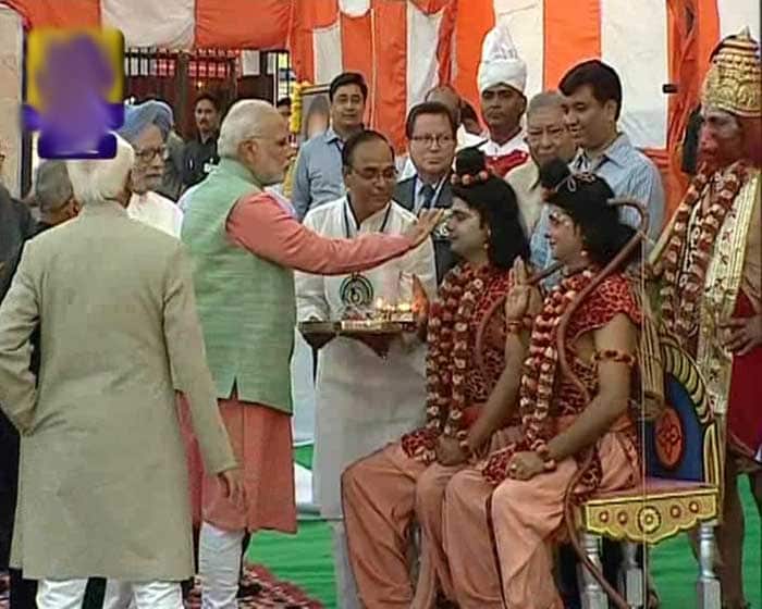 Image result for modi DUSSEHRA