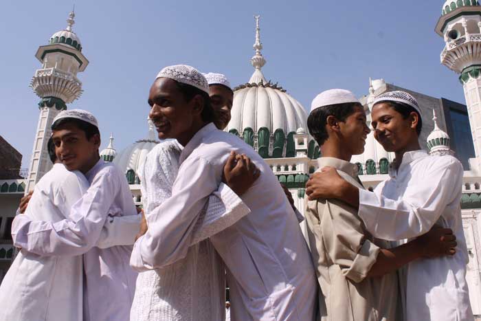 Eid celebrated with prayers, feasts across the world