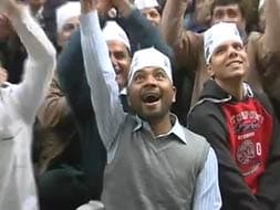 Photo : Assembly elections 2013: BJP rejoices, AAP cheers, Congress resigns