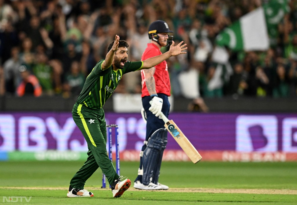 England Beat Pakistan By 5 Wickets To Clinch Second T20 World Cup Title 8649