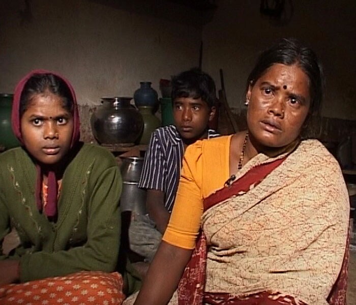 Mahadev's widow, Shobha is just 28-years-old, but has the burden of bringing up two teenage children and a debt of Rs one lakh to repay hanging over her young head. (NDTV Photo)