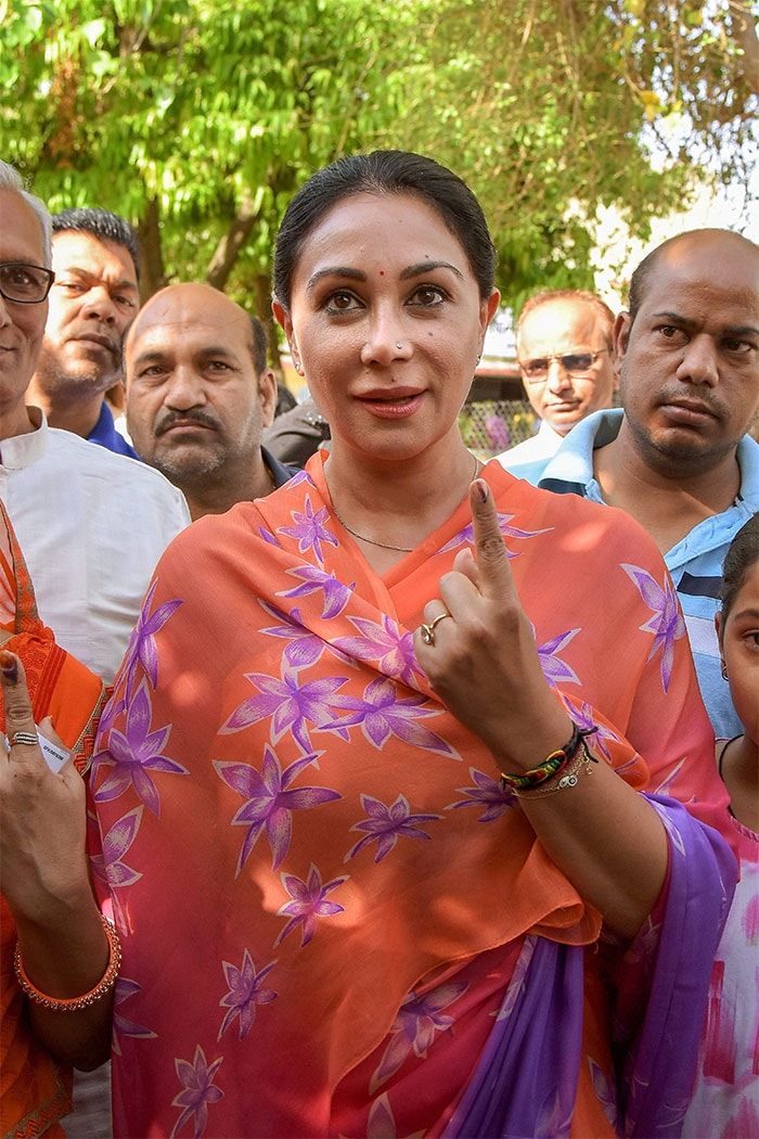 Lok Sabha Elections 2019: Political Heavyweights Cast Their Vote In Fifth Phase Of Election