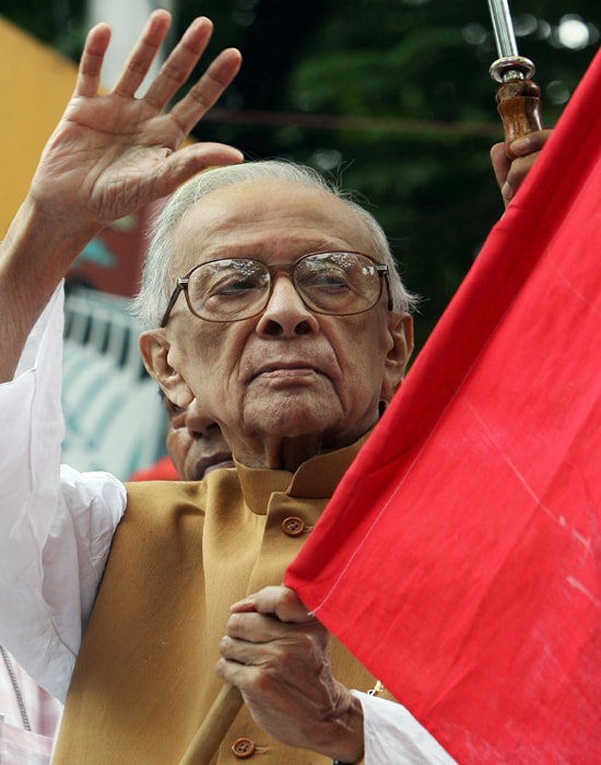 The void that the iconic leader has left behind him would be difficult to fill. The world will remember the charismatic Indian Marxist for heading the most electorally successful Communist party for two decades.