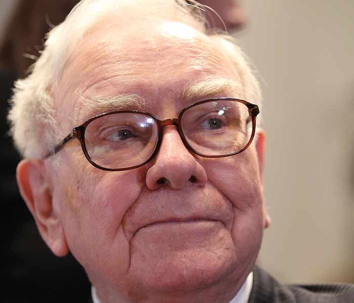 Warren Buffett, the legendary investor who runs Berkshire Hathaway, easily held on to the No. 2 spot on the Forbes list with $45 billion. Comapred to Bill Gates, he proved better at amassing wealth, gaining $5 billion over last year as the financial crisis ebbed. (AFP Photo)