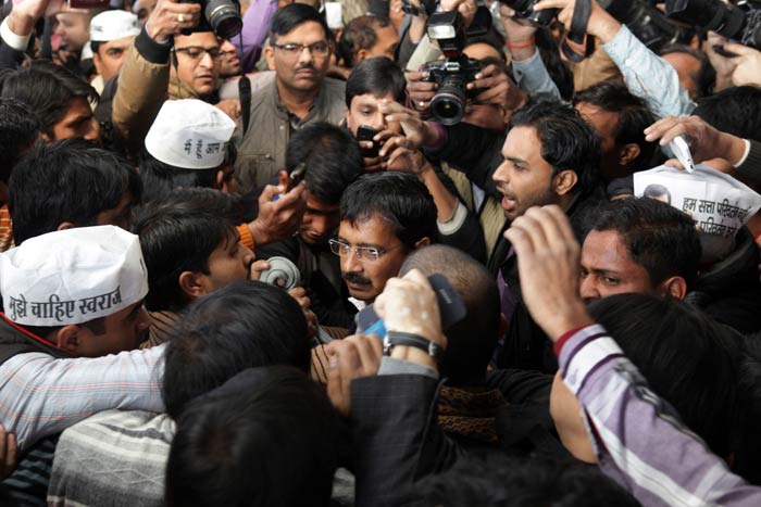 From metro to cabinet meet, this was Arvind Kejriwal\'s day