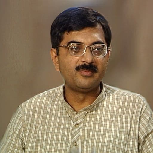 Official Spokespersons:<br><br> To be the voice of the party and fight the media battle, Gadkari has handpicked seven  spokesmen including Tarun Vijay, former editor of RSS mouthpiece, the Panchjanya.