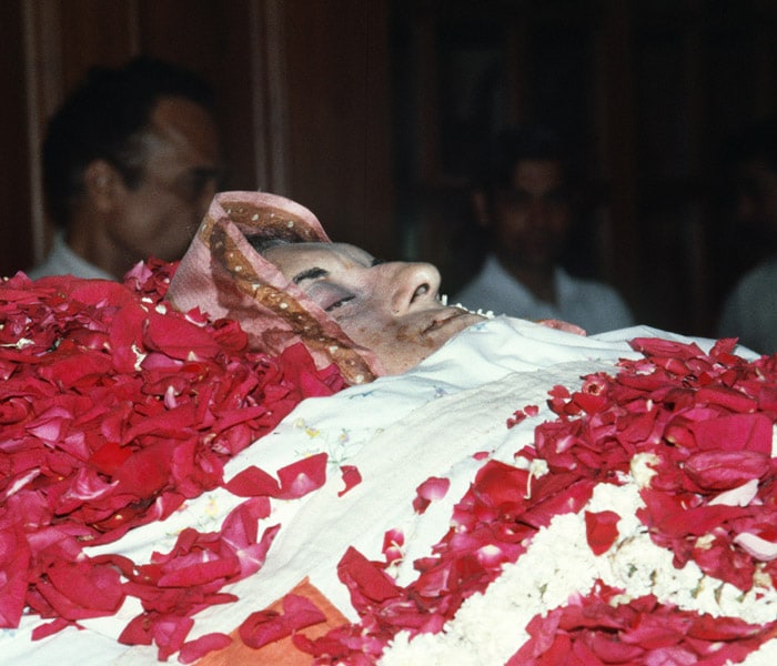 <p>On 31 October 1984, two of Gandhi's bodyguards, Satwant Singh and Beant Singh, assassinated Indira Gandhi with their service weapons in the garden of the Prime Minister's Residence at No. 1, Safdarjung Road in New Delhi. (AFP Photo)