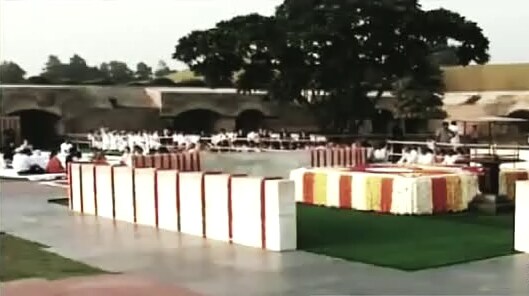 Mahatma Gandhi was fondly remembered on his 141st birth anniversary with leaders cutting across political lines paying homage to him at Rajghat.