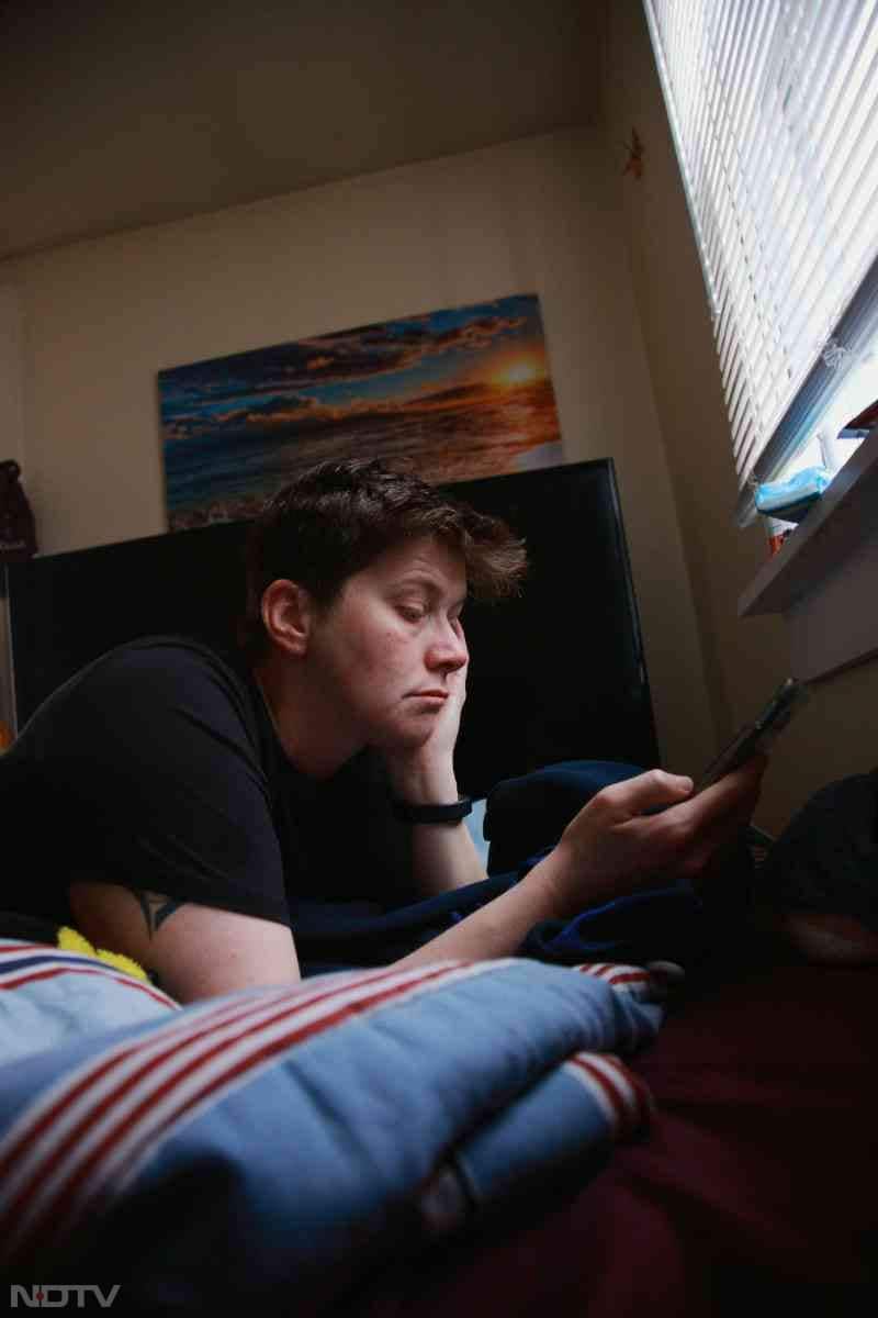 स्क्रीन से लगातार कुछ देर के लिए ब्रेक लेना फायदेमंद होता है.