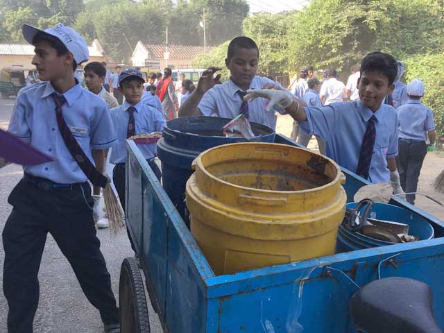 Gearing Up For The 12-Hour Banega Swachh India Cleanathon