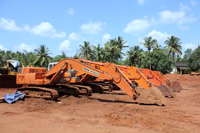 It's not just mining; land grabbing is a major issue in the state. Activists allege the Russian mafia and non-Goan Indian developers have brought up land in connivance with government officials. They say that if not checked, this will turn Goa into a concrete jungle.