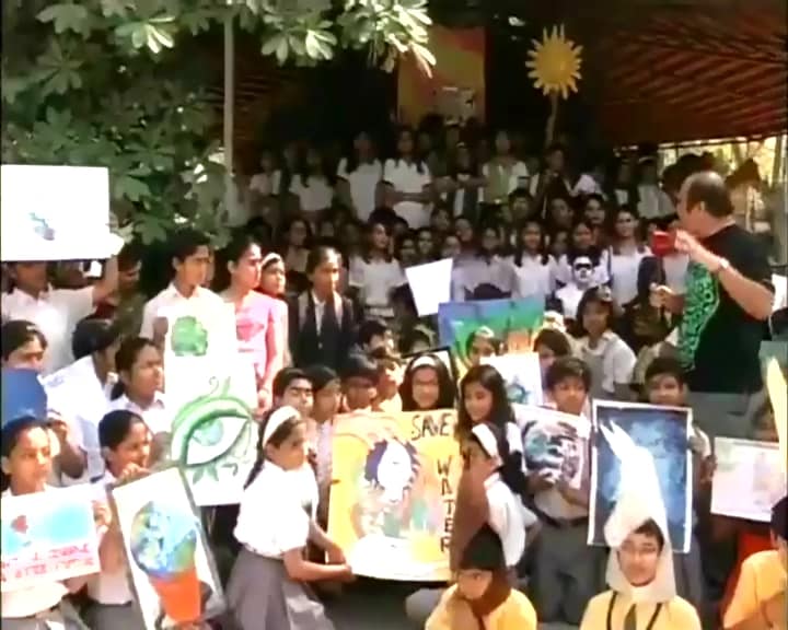 The Jaipur Greenathon hub witnessed a range of activities from dancing, singing to painting and slogan writing.