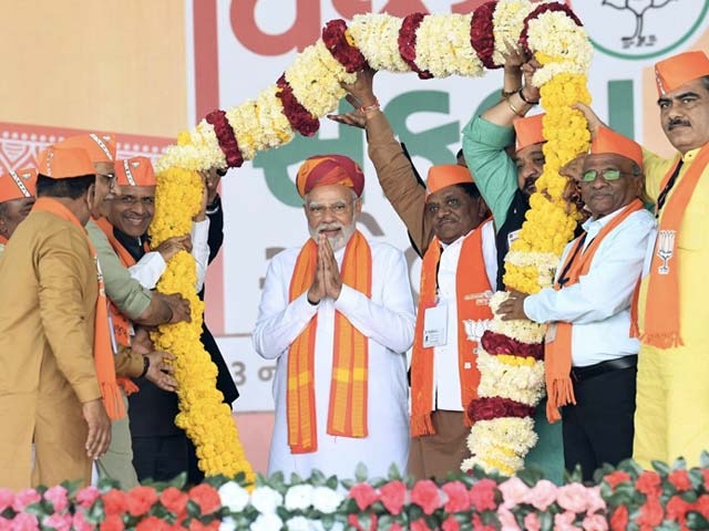 Gujarat Assembly Elections 2022: गुजरात में जारी है चुनावी दंगल, पीएम मोदी ने मेहसाणा में जनसभा को किया संबोधित