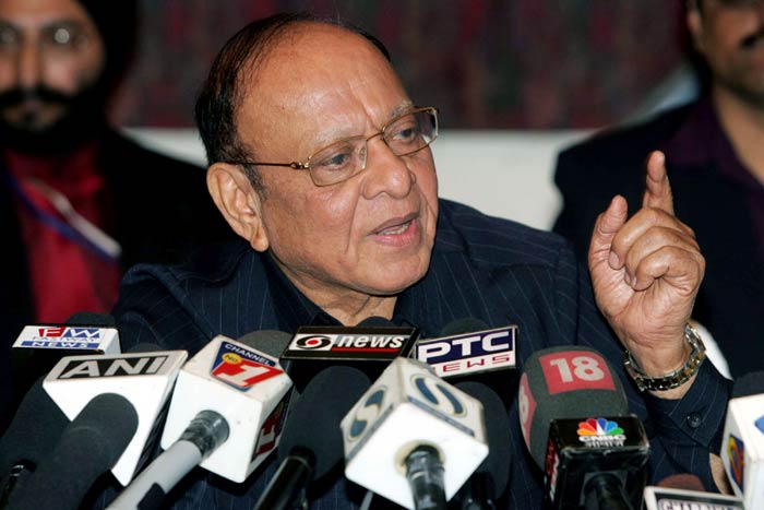 SHANKERSINH VAGHELA<br><br>A former Union Minister, Shankersinh Vaghela is also in charge of Gujarat. Mr Vaghela, who has earlier been with the BJP before switching his loyalty to the Congress, is also the chairman of Indian Tourism Development Corporation (ITDC). He has roots in the Rashtriya Swayamsevak Sangh (RSS) and joined the Congress less than two decades ago.