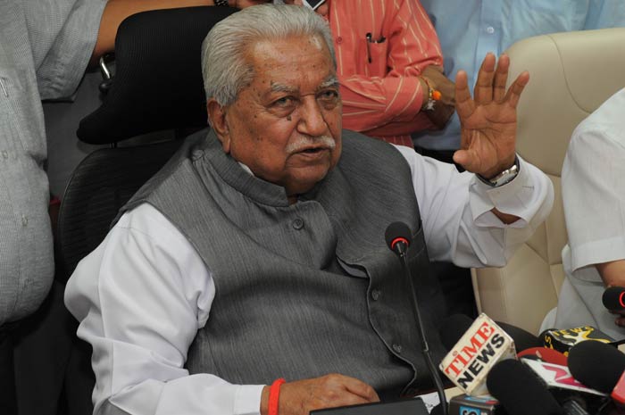 KESHUBHAI PATEL <br><br>
A former BJP strongman,Keshubhai Patel formally announced the launch of his new party  in August after he resigned from the BJP. His new party is called Gujarat Parivartan Party. Mr Patel's new party could see a realignment of anti-Modi forces in the state.