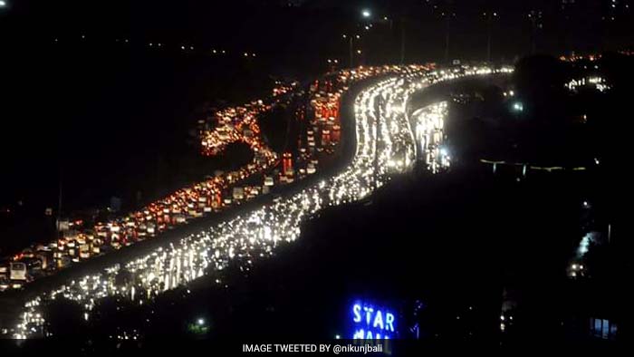 5 Pics: Massive Traffic Jams, Waterlogging In Gurgaon After Heavy Rain