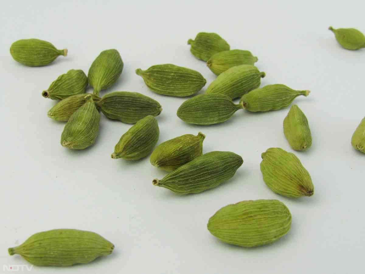 यह शरीर का मेटाबॉलिज्म भी सुधारती है.