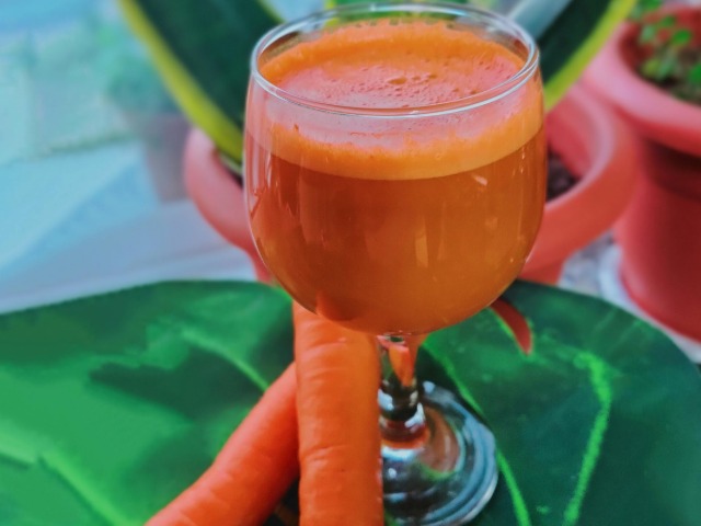 सर्दियों में गाजर का जूस पीने के 7 फायदे