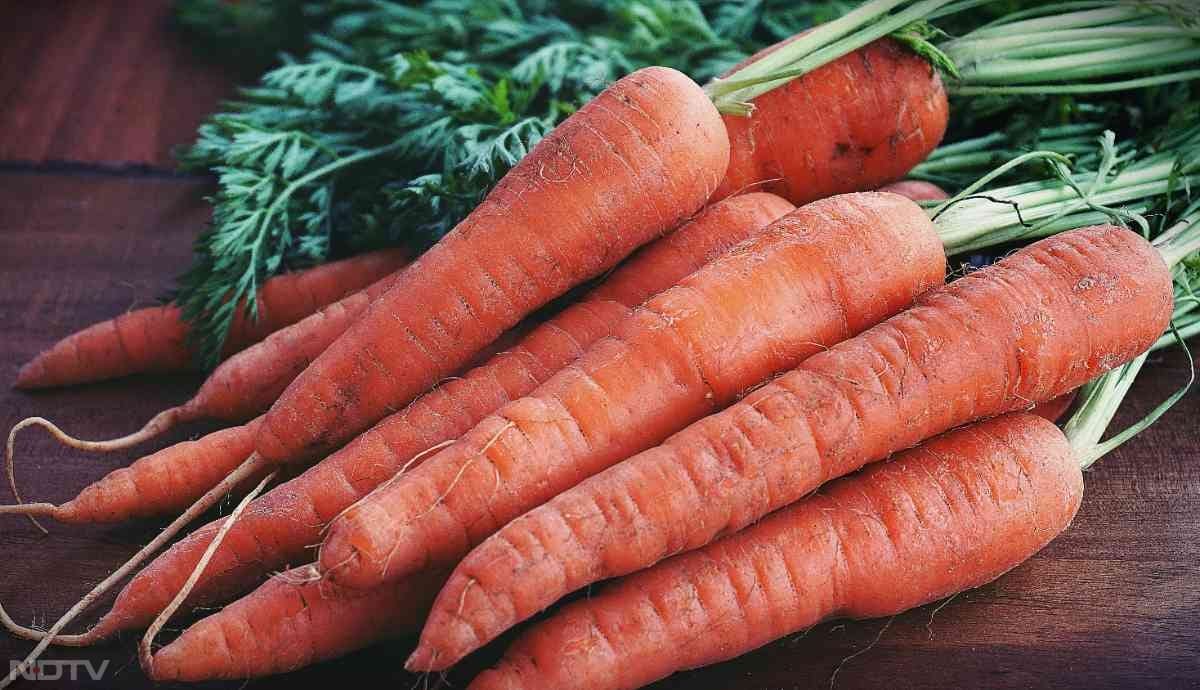 गाजर में कई एंटीऑक्सीडेंट्स व विटामिन ई होता है, जो स्&zwj;वास्&zwj;थ्&zwj;य के लिए बहुत फायदेमंद साबित होता है. Pic Credit- Pexels