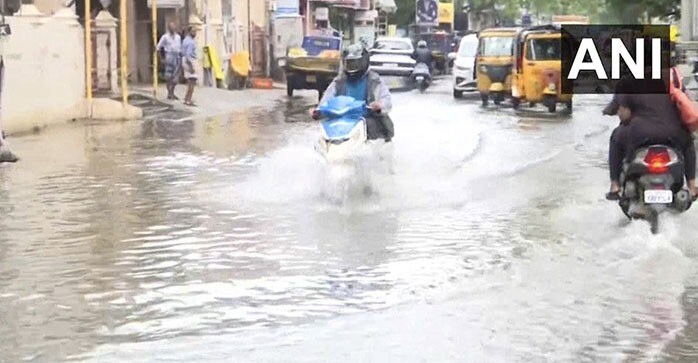 तमिलनाडु में जारी है भारी बारिश का कहर, देखें तस्वीरें