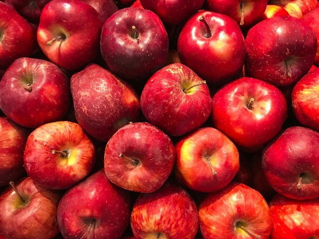 Photo : Here's Why You Need Fibre-Rich Apple In Your Diet