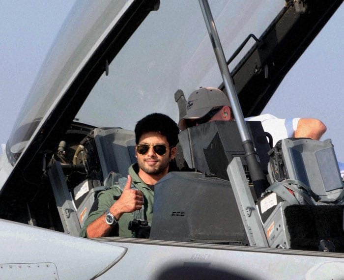 Shahid Kapoor is now firmly in the saddle. He sits inside the cockpit of Lockheed Martin F-16 Super Viper as he visits the Aero India 2011. (Photo courtesy: PTI)