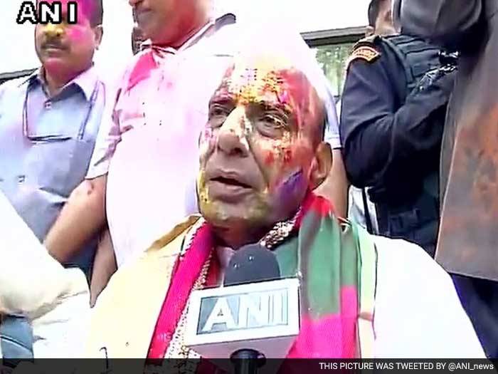 Rajnath Singh, the Union Home Minister celebrated Holi at his residence in New Delhi.