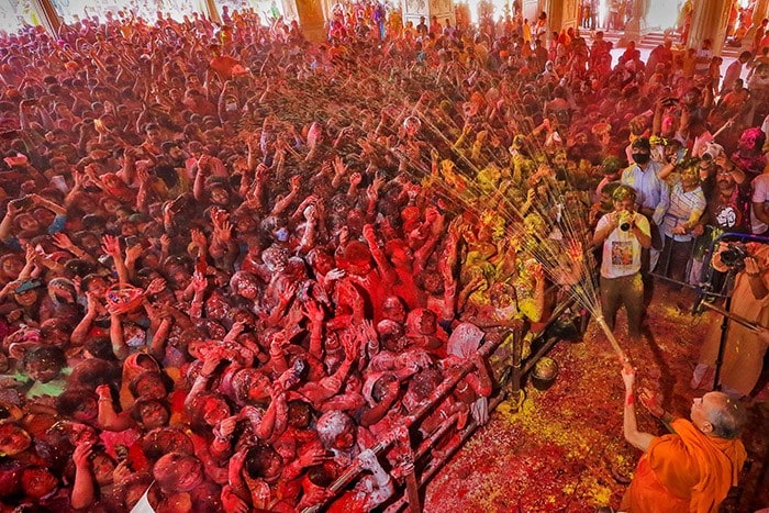 Holi 2022: People celebrate Holi in Jaipur, Rajasthan. (PTI)