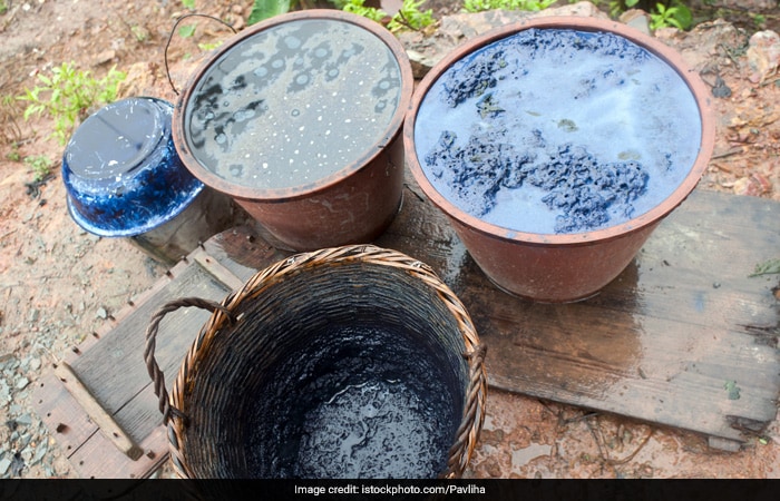 Holi 2019: HowTo Make Natural And Eco-Friendly Colours At Home