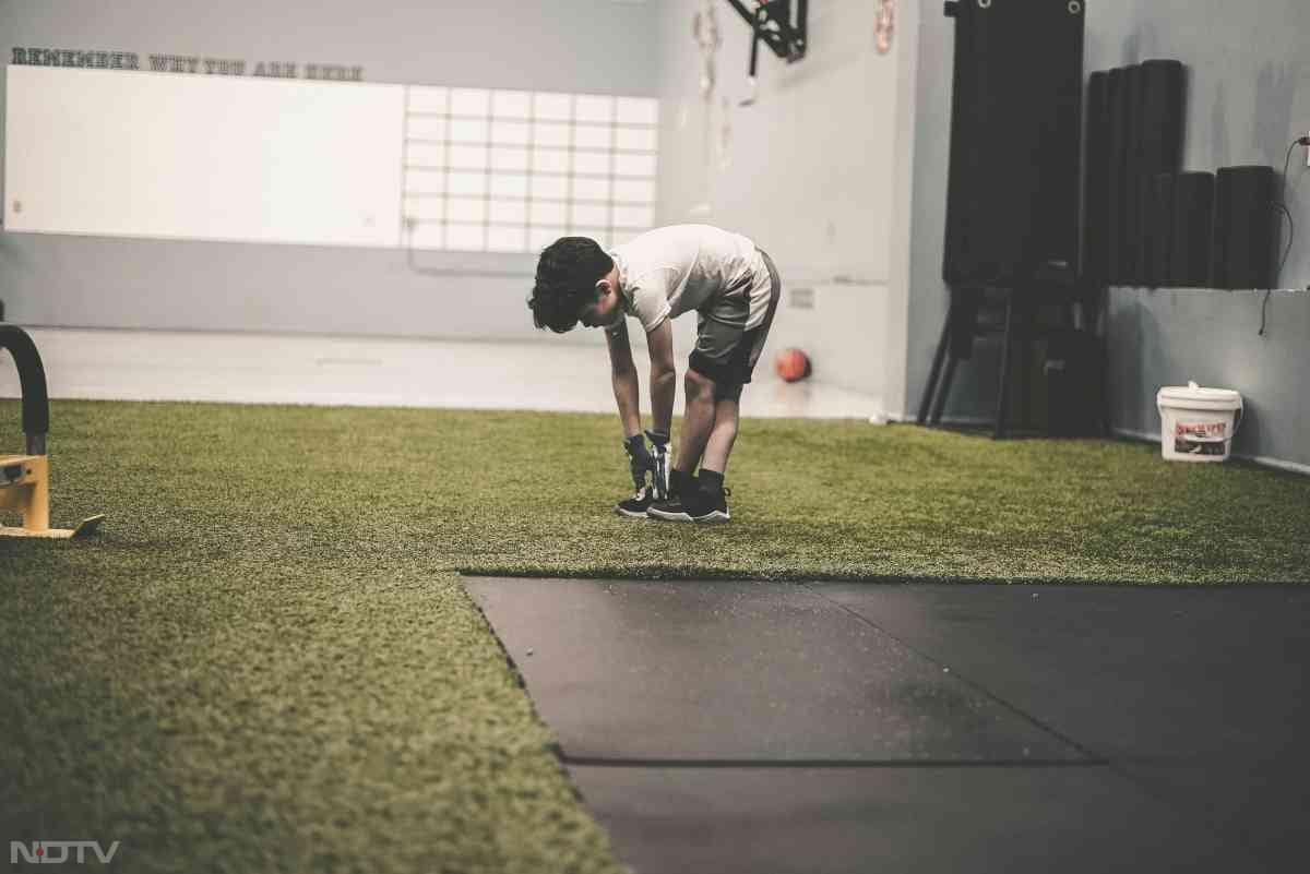 6. इसके अलावा हफ्ते में कम से कम एक बार बच्चों को मसल्स और हड्डियां मजबूत करने वाली एक्टिविटी करानी चाहिए.