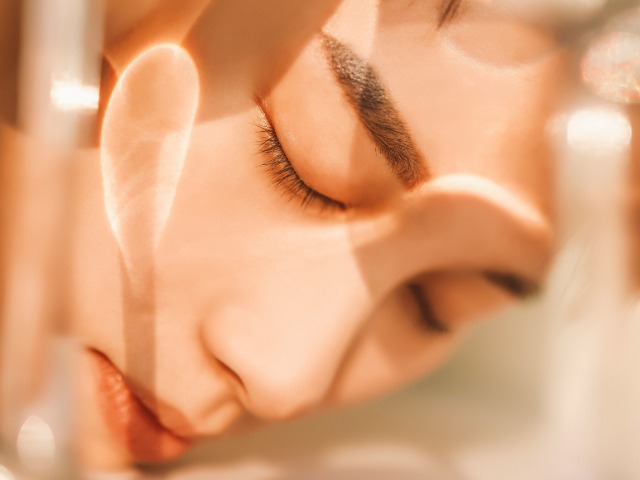 प्रदूषण से अपनी स्किन को कैसे बचाएं?