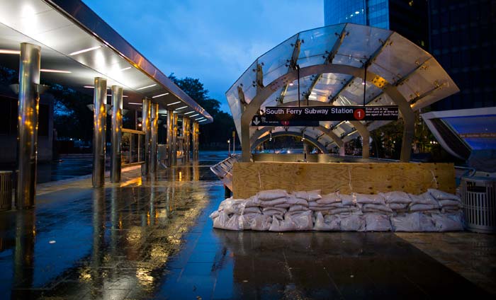 Superstorm Sandy slams into US East coast