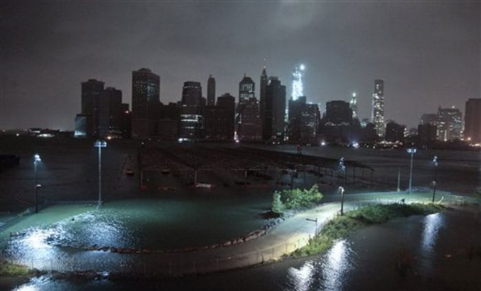 Superstorm Sandy slams into US East coast