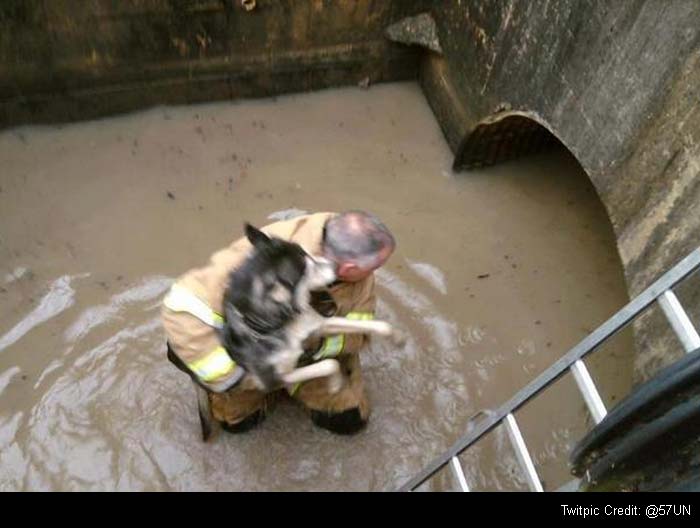 Superstorm Sandy slams into US East coast