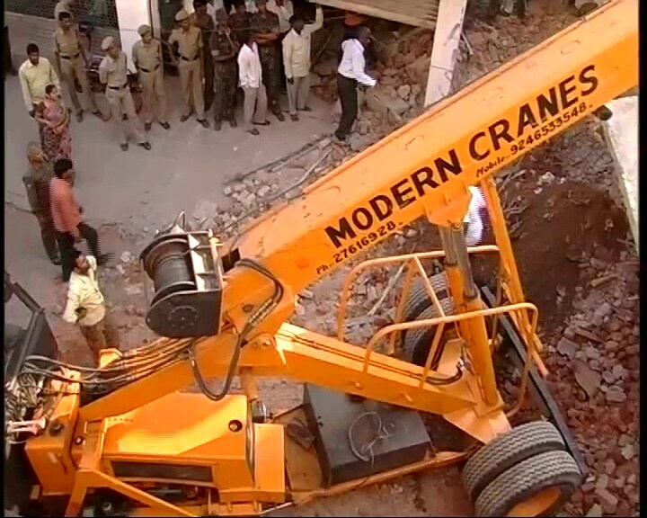 But for people like Yadagiri, anxiety keeps mounting with every passing moment. His wife is among those buried under the rubble.<br/><br/>"Will I get my wife back?" is all he could ask for from the rescuers.(NDTV Photo)