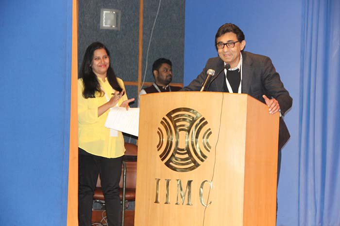 The Director General of IIMC, Mr Sunit Tandon delivers a welcome note.