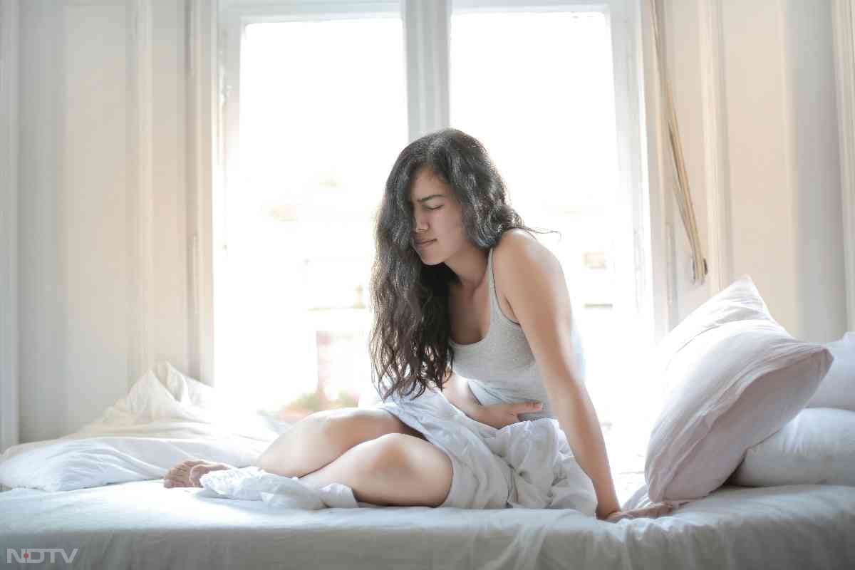 जिन्हें लाक्टोस इनटॉलेरेंस की समस्या है उन लोगों को दूध पीने से गैस और दस्त हो सकते हैं.