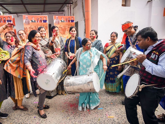 In Pics: BJP, Shiv Sena Celebrate Landslide Win In Maharashtra Elections