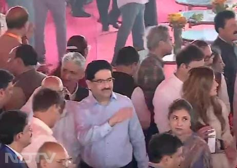 Aditya Birla group chairman, Kumar Mangalam Birla also attended the oath ceremony